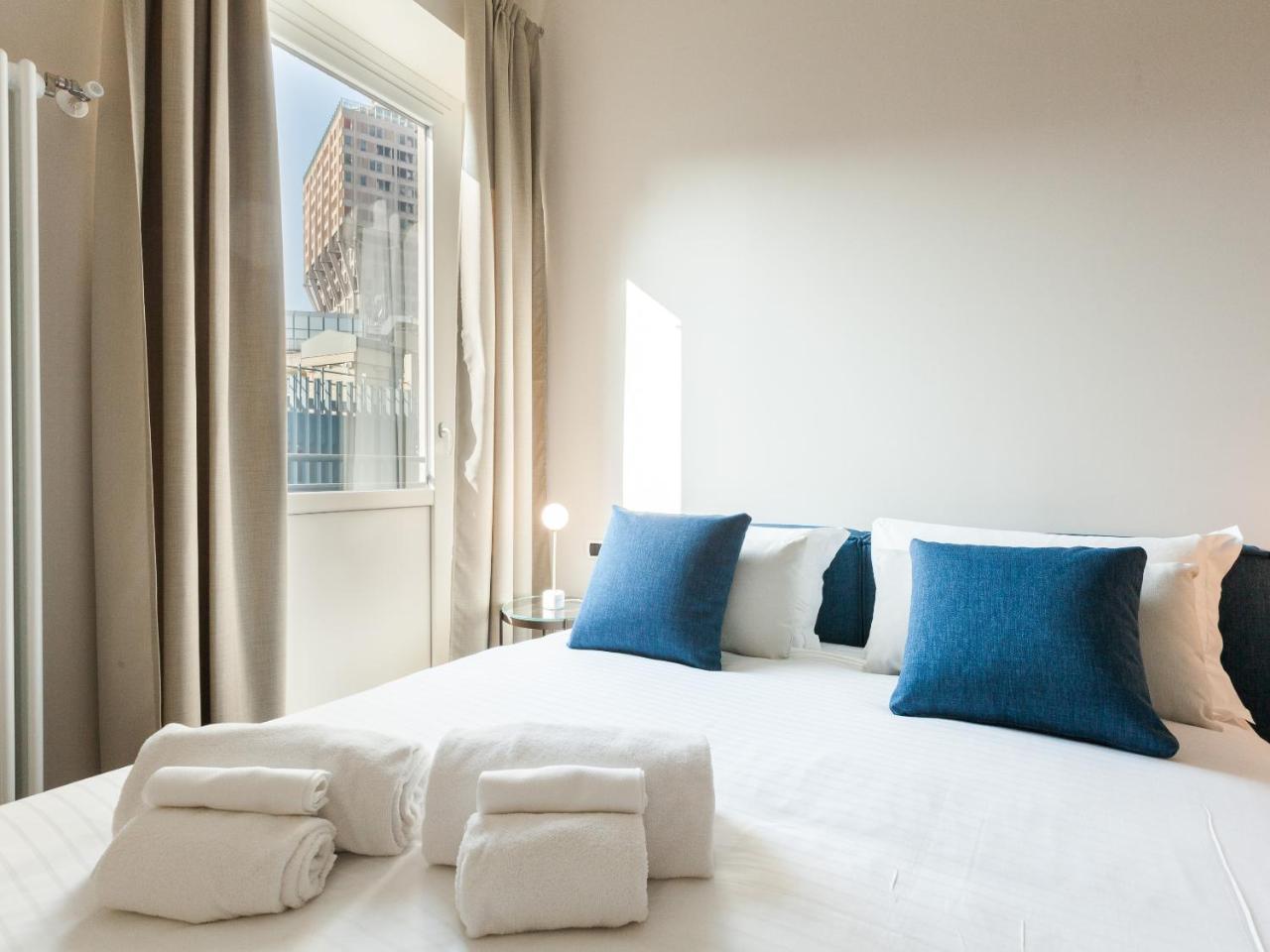 Easyhomes-Duomo Suites & Apartments Milano Eksteriør bilde