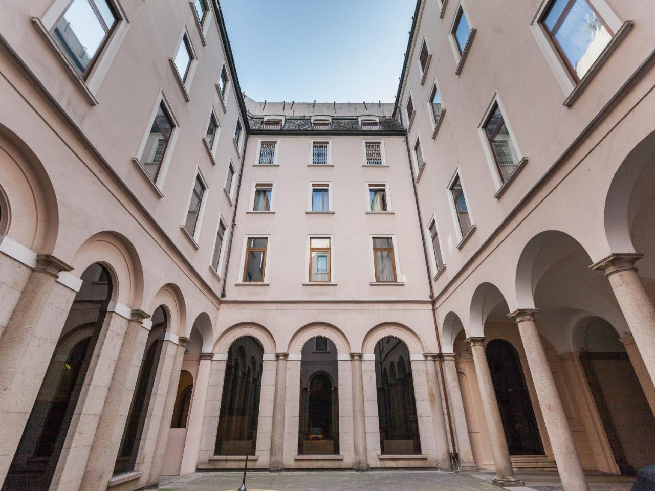 Easyhomes-Duomo Suites & Apartments Milano Eksteriør bilde